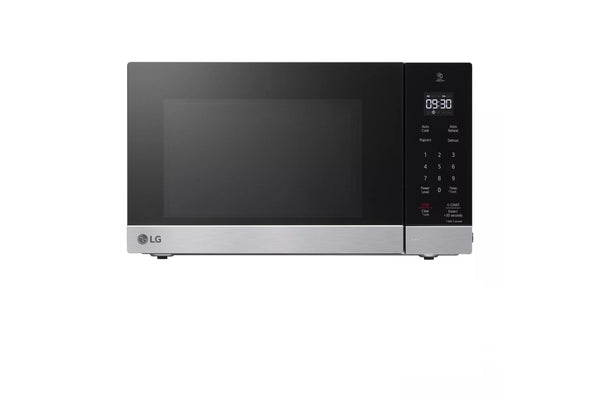 LG 0.9 cu. ft. NeoChef Countertop Microwave with Smart Inverter - Stainless Steel